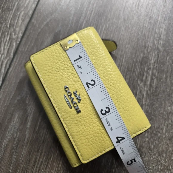 Coach Micro Pebbled Leather Snap Wallet ☆ - Picture 7 of 7